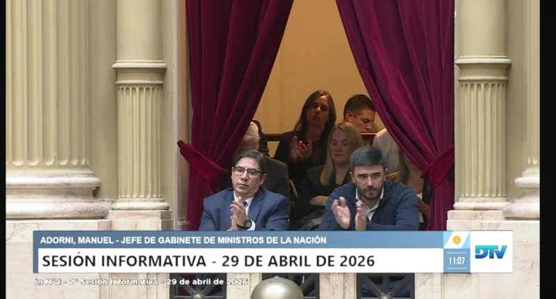 Enf�tico apoyo del ex intendente Galli a Manuel Adorni